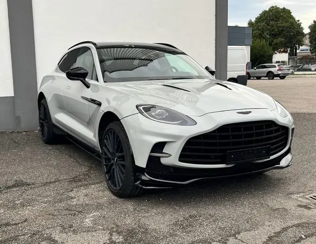 Aston Martin DBX 707 2026 — Venice Lux Car Rental, Venice