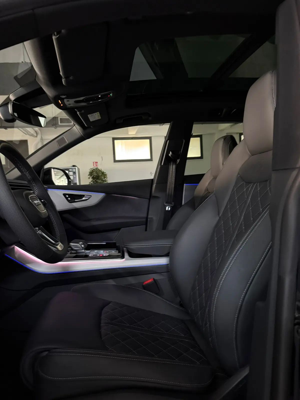 Audi Q8 2025, rear view — Venice Lux Car Rental, Venice. The Audi Q8 sits in the fleet as the calm, capable option for guests who want space and…