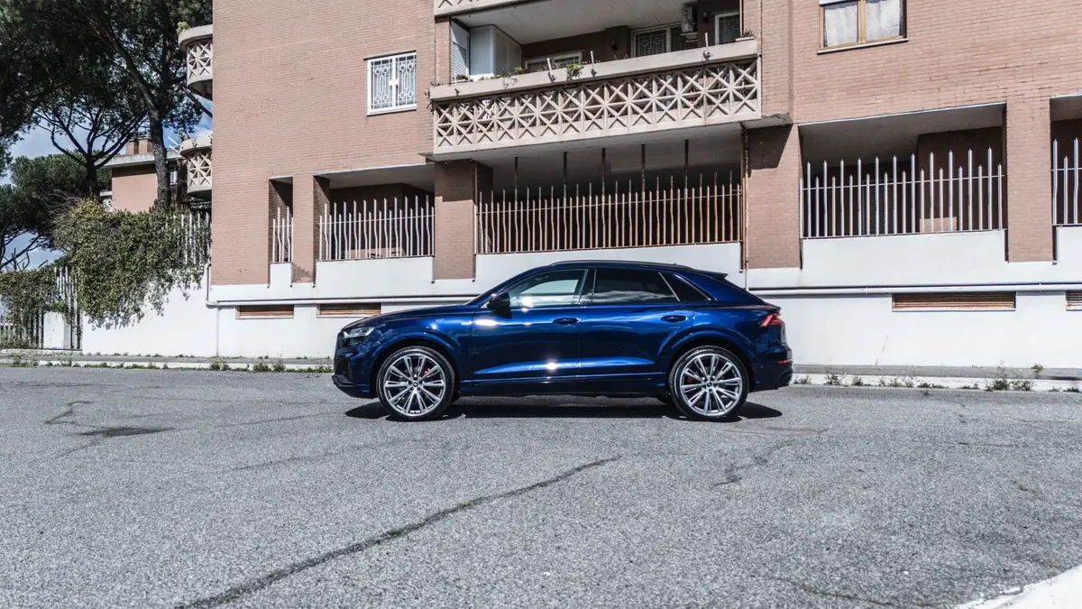 Audi Q8 55 TFSI 2022, front view — Venice Lux Car Rental, Venice. The Audi Q8 55 TFSI carries its 340 hp with the kind of quiet confidence that suits a…