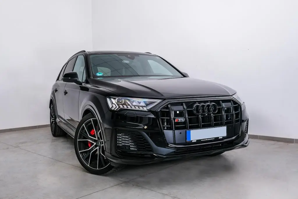 Audi SQ7 2025, interior — Venice Lux Car Rental, Venice. The Audi SQ7 pairs 507 hp with a seven-seat cabin, which makes it the practical choice…