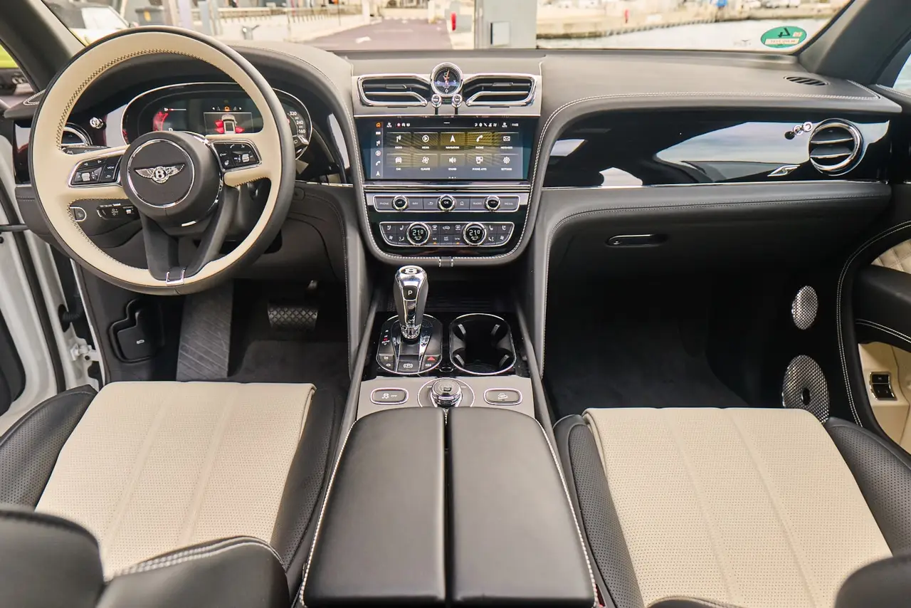 Bentley Bentayga V8-S 2024, dashboard — Venice Lux Car Rental, Venice. The Bentley Bentayga V8-S carries its 550 hp with the kind of composure that defines…