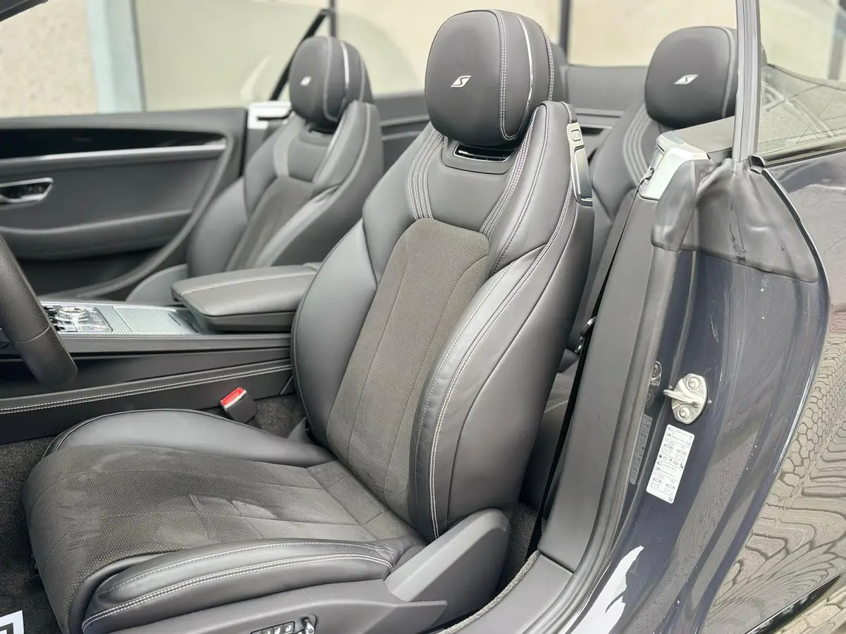 Bentley Continental GTC S V8 2025, interior — Venice Lux Car Rental, Venice. The Bentley Continental GTC S V8 is built for covering distance in comfort, not for…