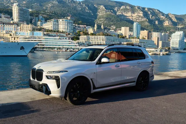 BMW X7 40d M 2024 — Venice Lux Car Rental, Venice