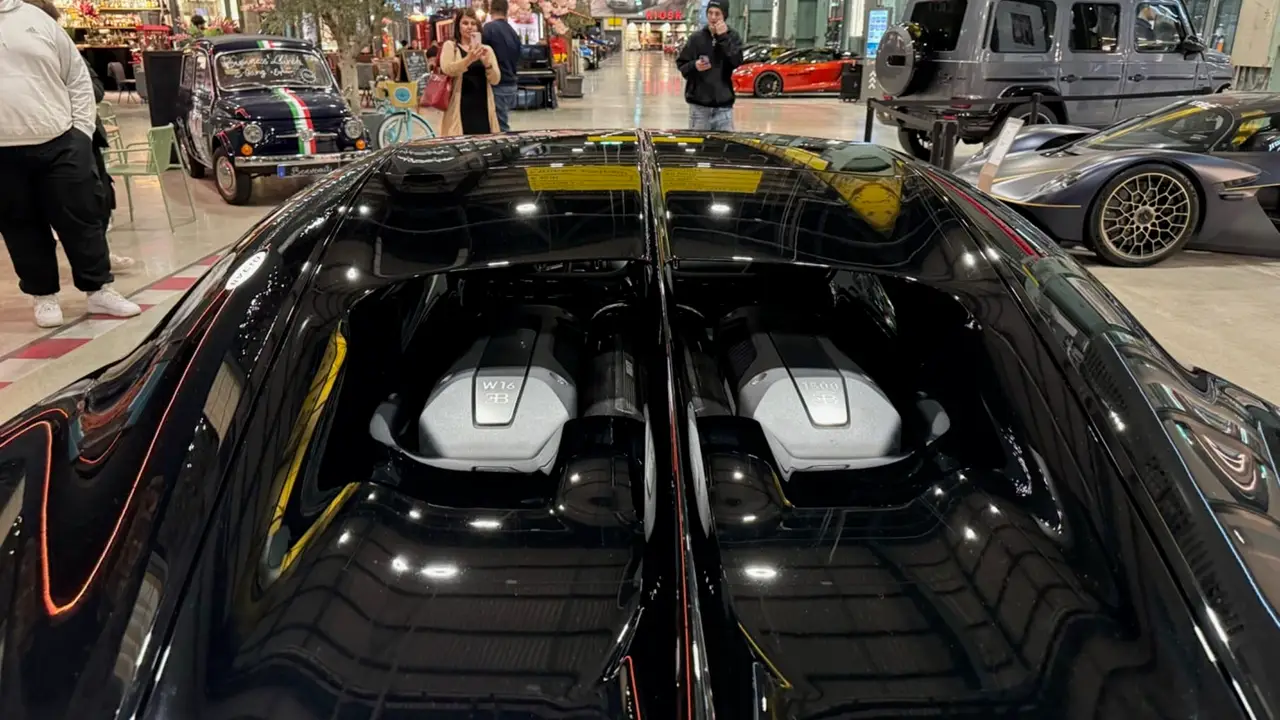 Bugatti Chiron 110 Ani 2019, front view — Venice Lux Car Rental, Venice. The 2019 Bugatti Chiron 110 Ani carries 1500 hp and four seats inside a supercar body…