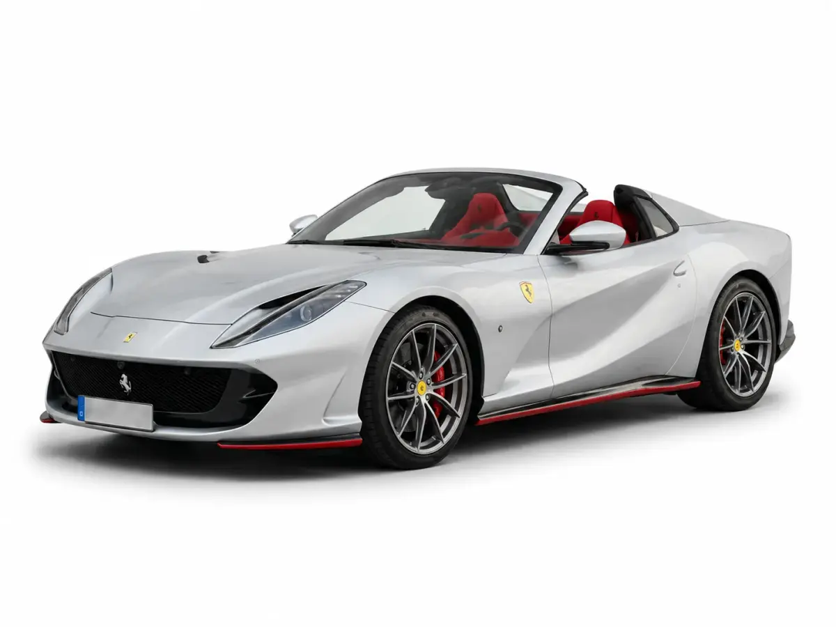 Ferrari 812 GTS 2024, esterno — Venice Lux Car Rental, Venezia. La Ferrari 812 GTS porta in strada un V12 anteriore-centrale da 789 CV, l'ultima gran…