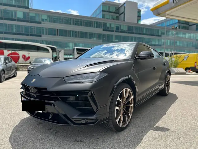 Lamborghini Urus S 2023 — Venice Lux Car Rental, Venice