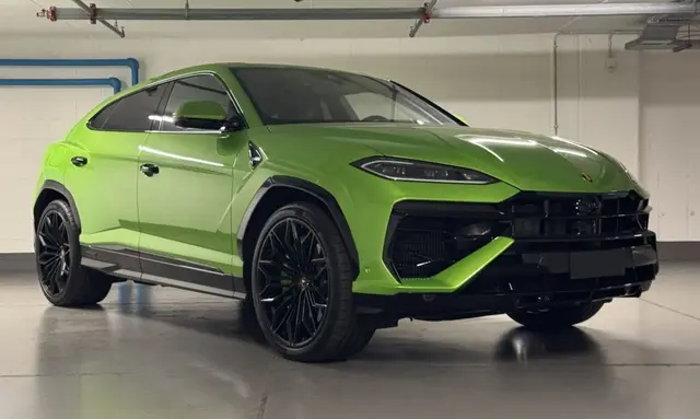 Lamborghini Urus SE 2026 — Venice Lux Car Rental, Venice