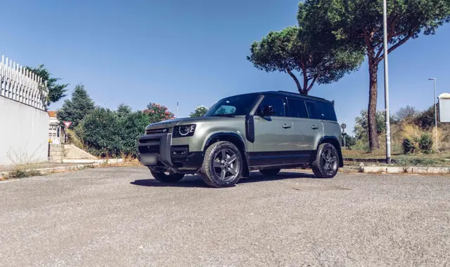 Land Rover Defender X-Dynamic 7 seater 2024 — Venice Lux Car Rental, Venice