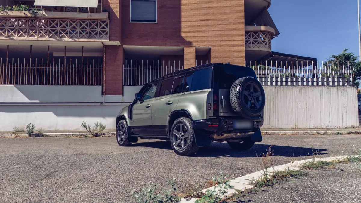 Land Rover Defender X-Dynamic 7 seater 2024, front view — Venice Lux Car Rental, Venice. The Defender X-Dynamic in seven-seat configuration is built for groups who need real…