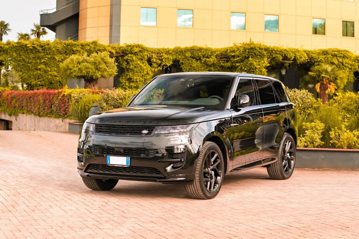 Land Rover Range Rover Sport Dynamic SE 2025 — Venice Lux Car Rental, Venice. The 2025 Range Rover Sport Dynamic SE carries its 360 hp with the calm, planted feel that…