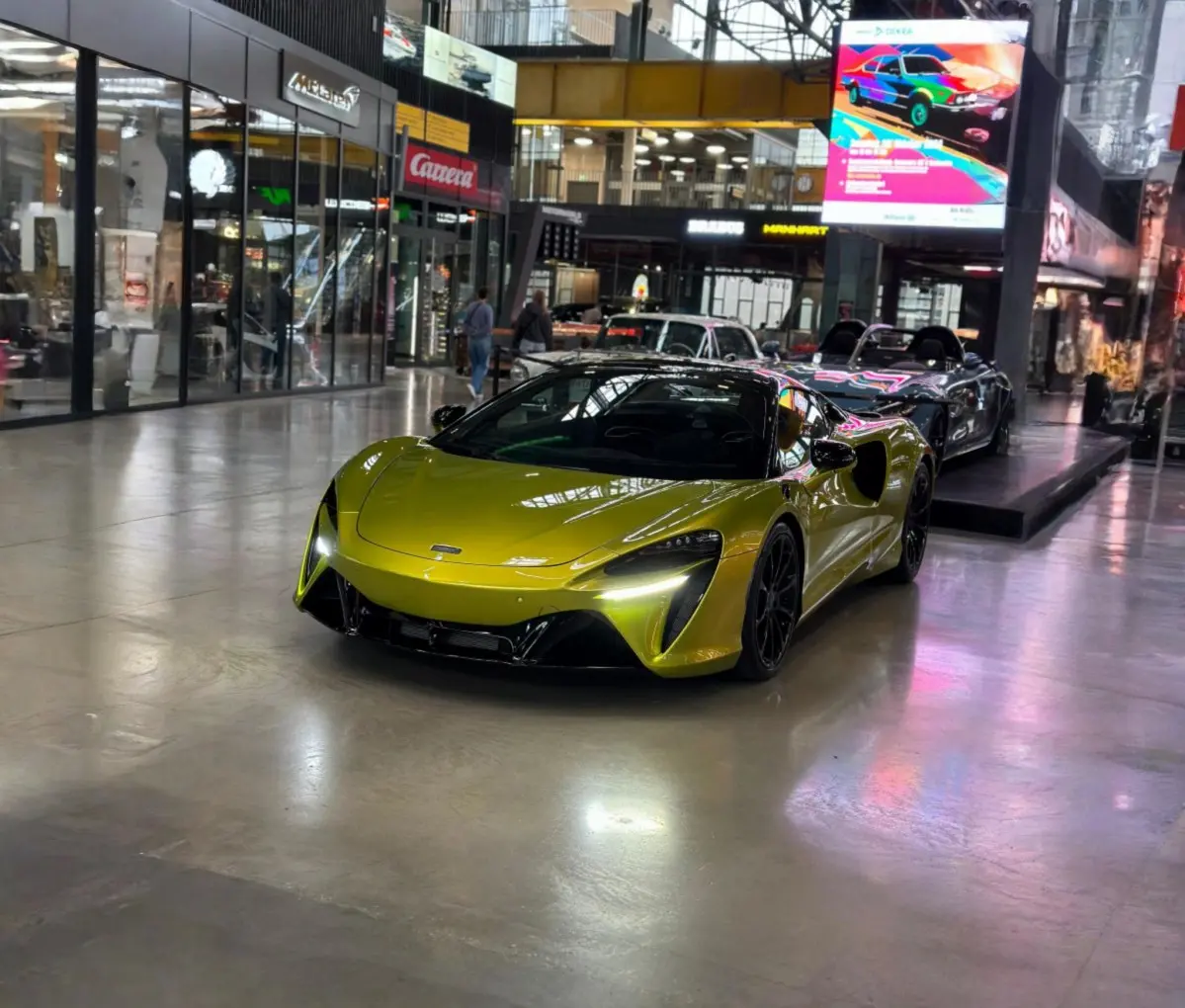 McLaren Artura Spider 2024, interior — Venice Lux Car Rental, Venice. The McLaren Artura Spider pairs a twin-turbo V6 with electric assistance to produce 671…