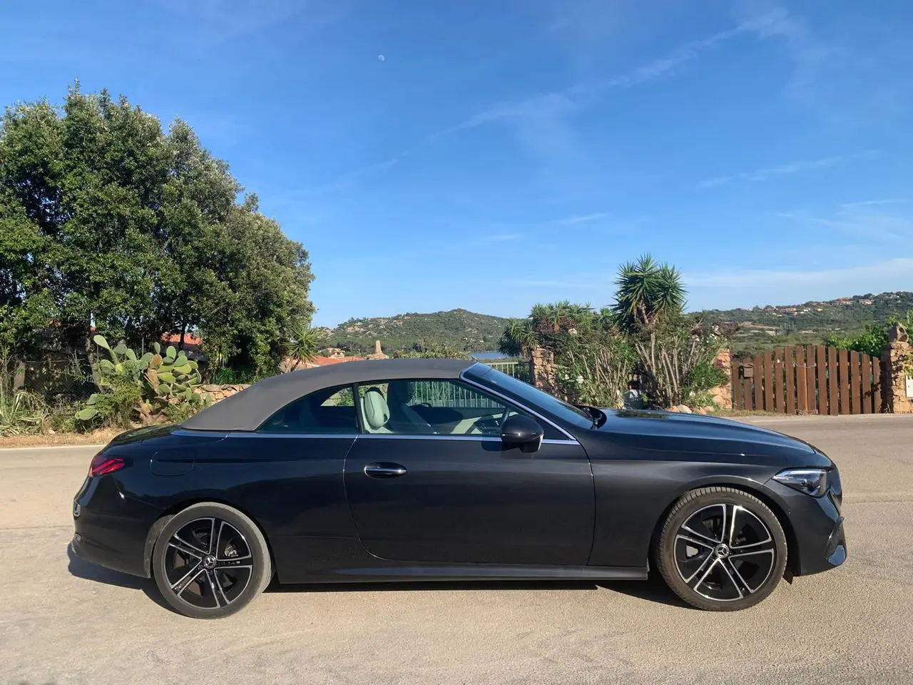 Mercedes Benz CLE Cabrio 2025, exterior — Venice Lux Car Rental, Venice. The 2025 Mercedes Benz CLE Cabrio is a four-seat convertible with 258 hp, sized for two…