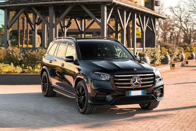 Mercedes Benz GLS-klasse 350 D Exclusive 7 Posti 2025 — Venice Lux Car Rental, Venice