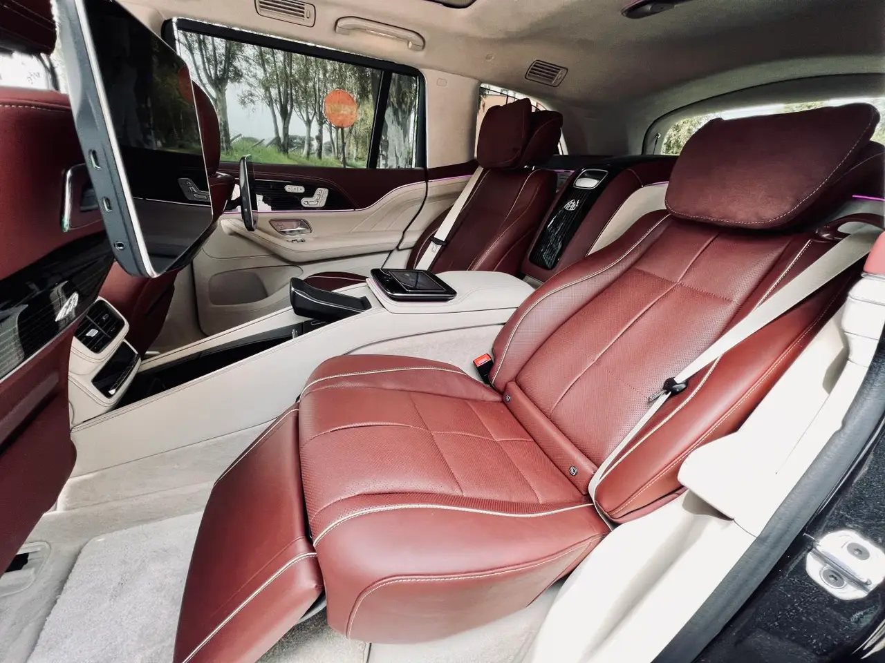 Mercedes Benz GLS Maybach 2022, interior — Venice Lux Car Rental, Venice. The Mercedes-Benz GLS Maybach carries its weight with a calm, deliberate authority. With…