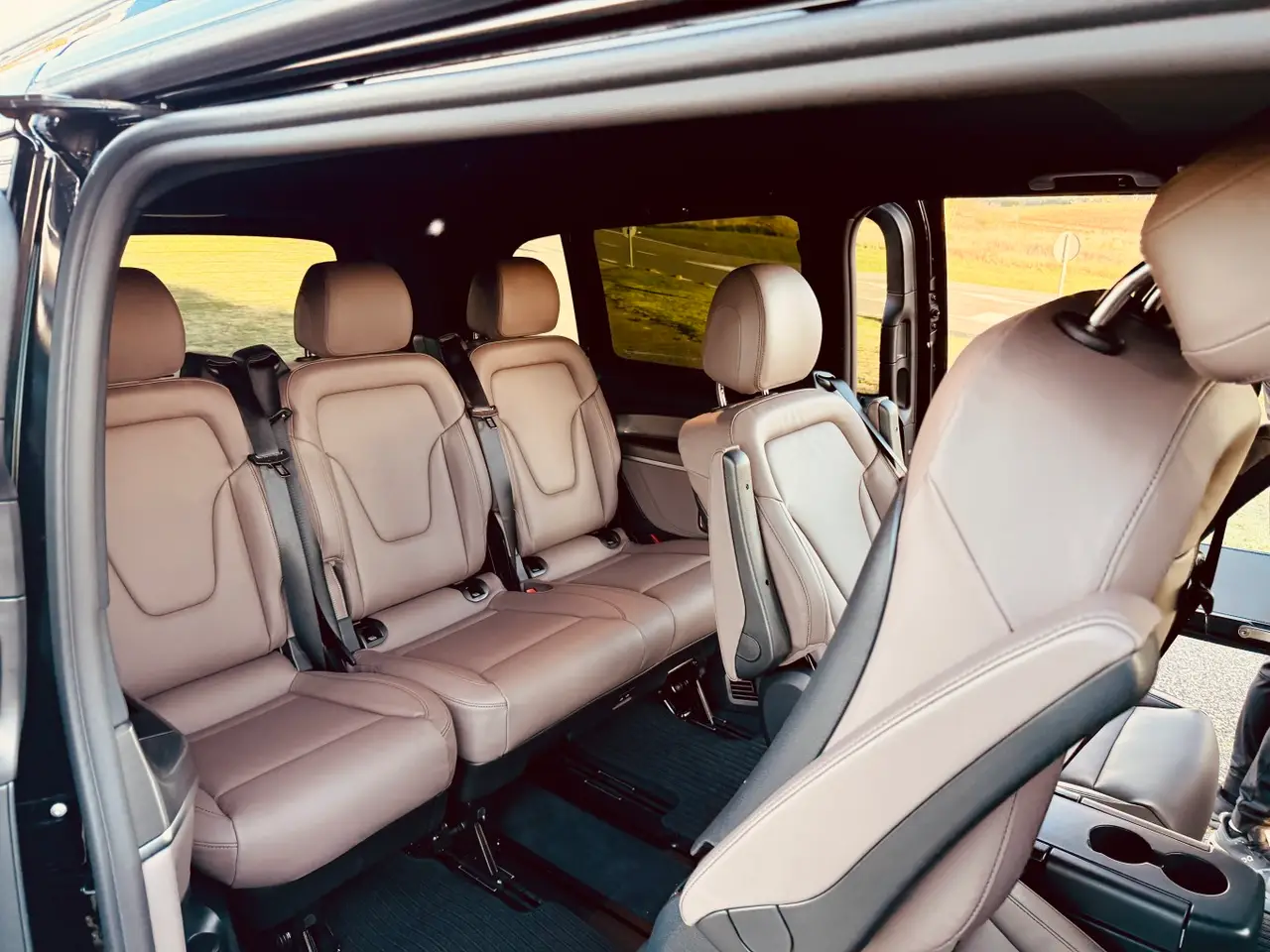 Mercedes Benz V300 4x4 XL Exclusive 7 seats 2025, interior — Venice Lux Car Rental, Venice. The Mercedes Benz V300 4x4 XL Exclusive is built around space rather than speed, and…