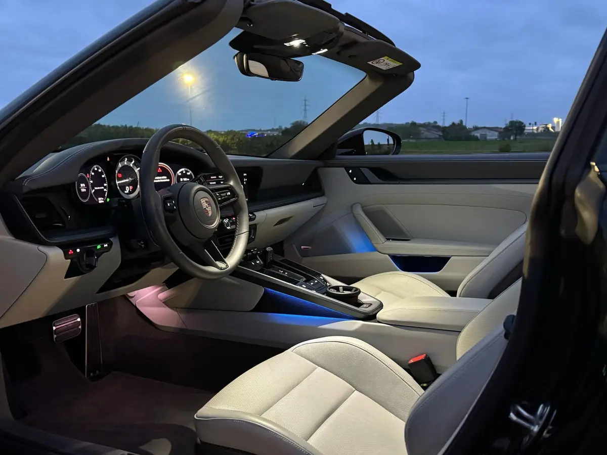 Porsche 911 Targa 2025, rear view — Venice Lux Car Rental, Venice. The 2025 Porsche 911 Targa brings 541 hp and the folding roof theatre that sets the Targa…