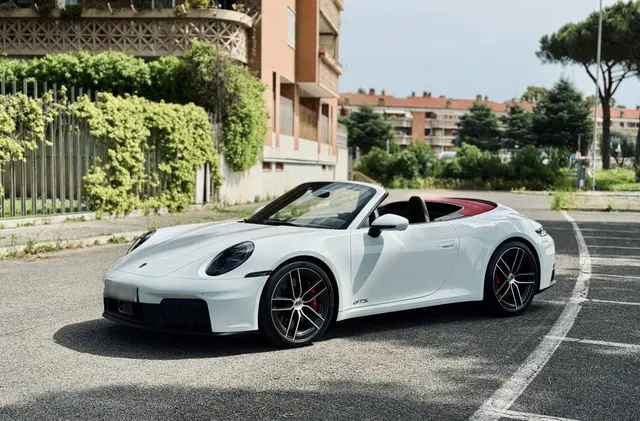 Porsche 992.2 Carrera 4 GTS Cabrio 2025 — Venice Lux Car Rental, Venice