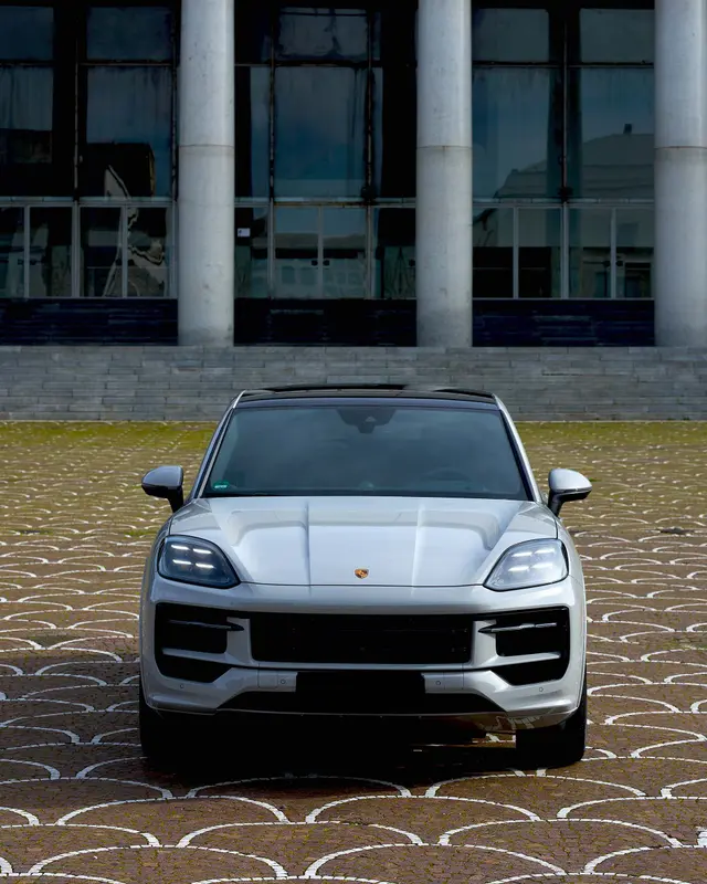 Porsche Cayenne 2025 — Venice Lux Car Rental, Venice