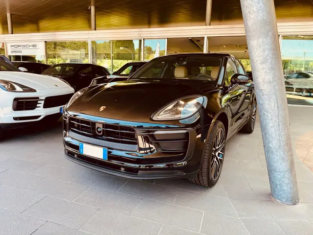 Porsche Macan 2024 — Venice Lux Car Rental, Venice